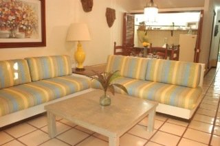 Hotel Puerto De Luna All Suites Bed & Breakfast