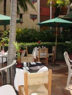 Hotel Puerto De Luna All Suites Bed & Breakfast