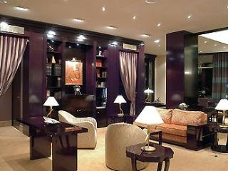 Hotel Pullman Bucharest World Trade Center