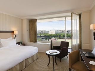 Hotel Pullman Paris Tour Eiffel
