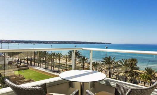 Hotel Pure Salt Garonda