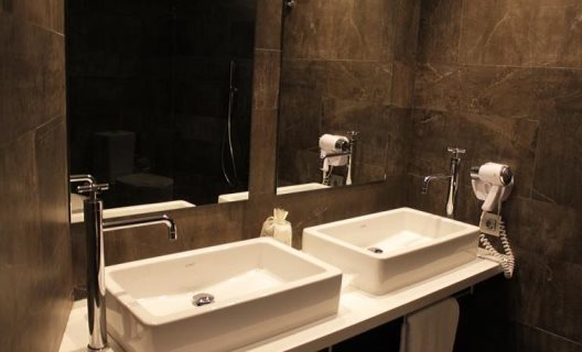 Hotel Pure Salt Garonda