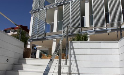 Hotel Pure Salt Garonda