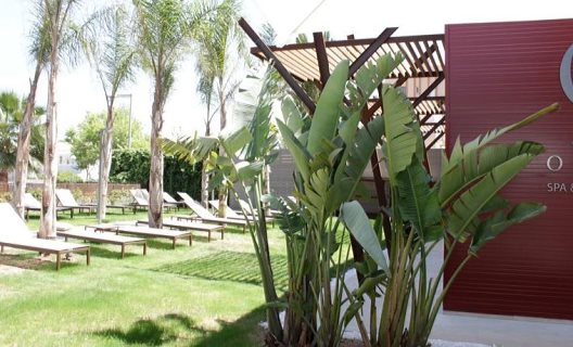 Hotel Pure Salt Garonda