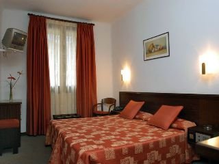 Hotel Pyrénées