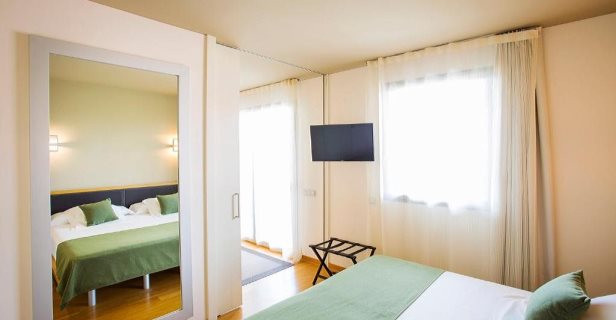 Hotel Qgat Suites & Events