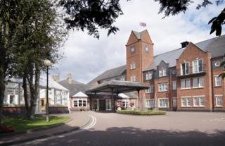 Hotel Qhotels The Park Royal