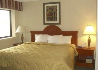 Hotel Quality Inn Airport