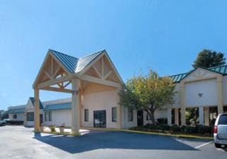 Hotel Quality Inn And Suites