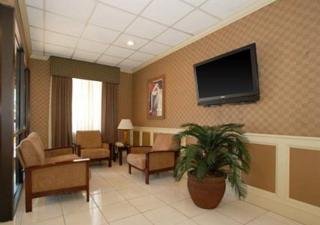 Hotel Quality Inn And Suites