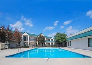 Hotel Quality Inn And Suites