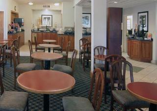 Hotel Quality Inn Near Central Park