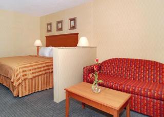 Hotel Quality Inn & Suites