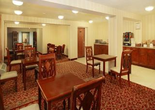 Hotel Quality Inn & Suites