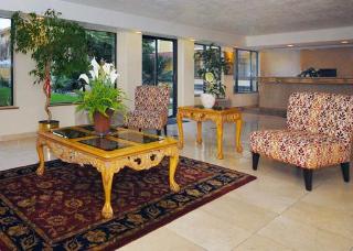 Hotel Quality Inn & Suites