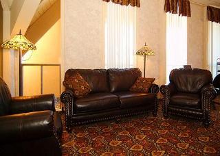 Hotel Quality Inn & Suites