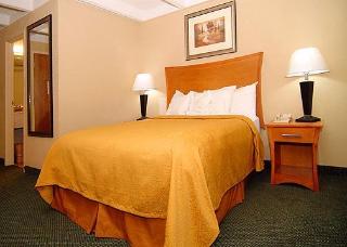 Hotel Quality Inn & Suites