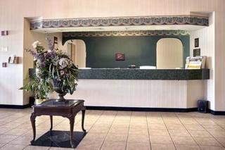Hotel Quality Inn & Suites