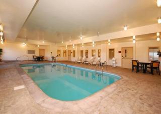 Hotel Quality Inn & Suites