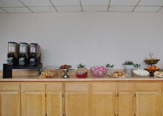 Hotel Quality Inn & Suites