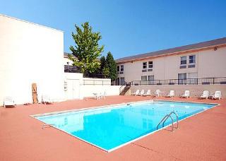 Hotel Quality Inn & Suites