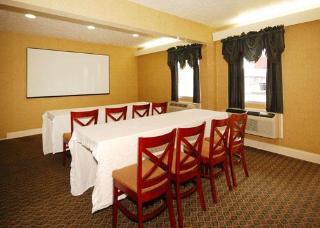 Hotel Quality Inn & Suites