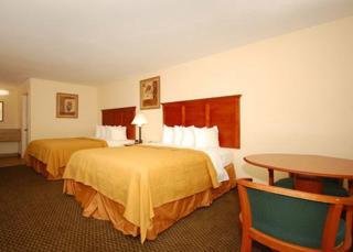 Hotel Quality Inn & Suites