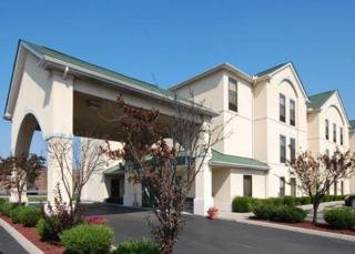 Hotel Quality Inn & Suites