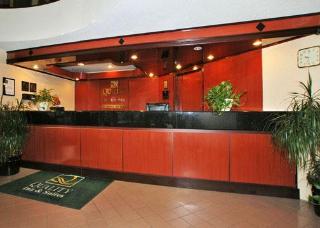 Hotel Quality Inn & Suites