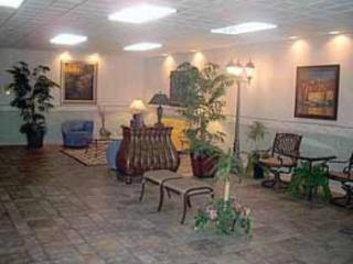 Hotel Quality Inn & Suites