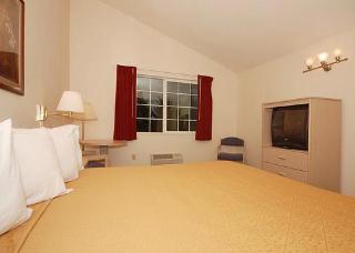 Hotel Quality Inn & Suites