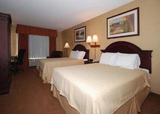 Hotel Quality Inn & Suites