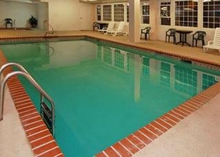Hotel Quality Inn & Suites