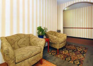 Hotel Quality Inn & Suites