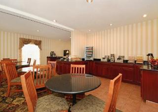Hotel Quality Inn & Suites