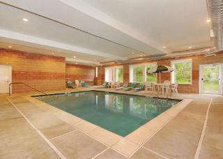 Hotel Quality Inn & Suites