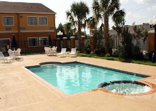 Hotel Quality Inn & Suites