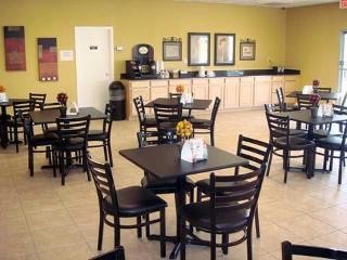 Hotel Quality Inn & Suites