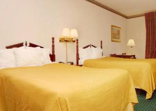 Hotel Quality Inn & Suites