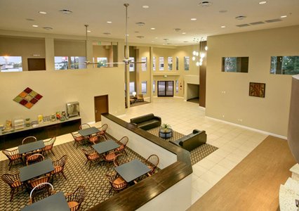Hotel Quality Inn & Suites
