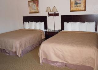 Hotel Quality Inn & Suites