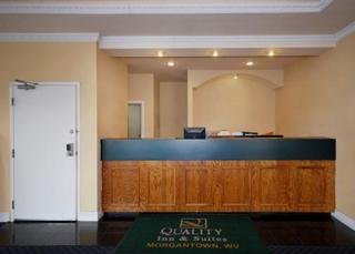 Hotel Quality Inn & Suites