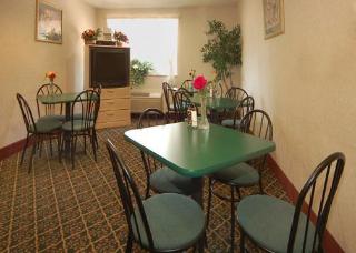 Hotel Quality Inn & Suites