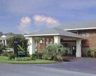 Hotel Quality Inn & Suites