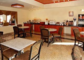 Hotel Quality Inn & Suites