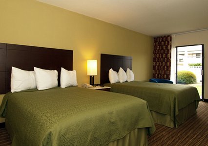 Hotel Quality Inn & Suites