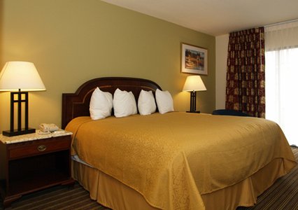 Hotel Quality Inn & Suites