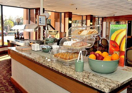 Hotel Quality Inn & Suites