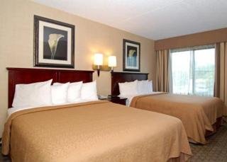 Hotel Quality Inn & Suites
