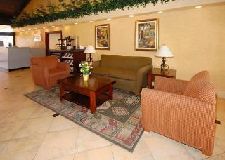 Hotel Quality Inn & Suites